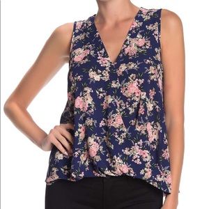NWOT Nordstroms Floral blouse